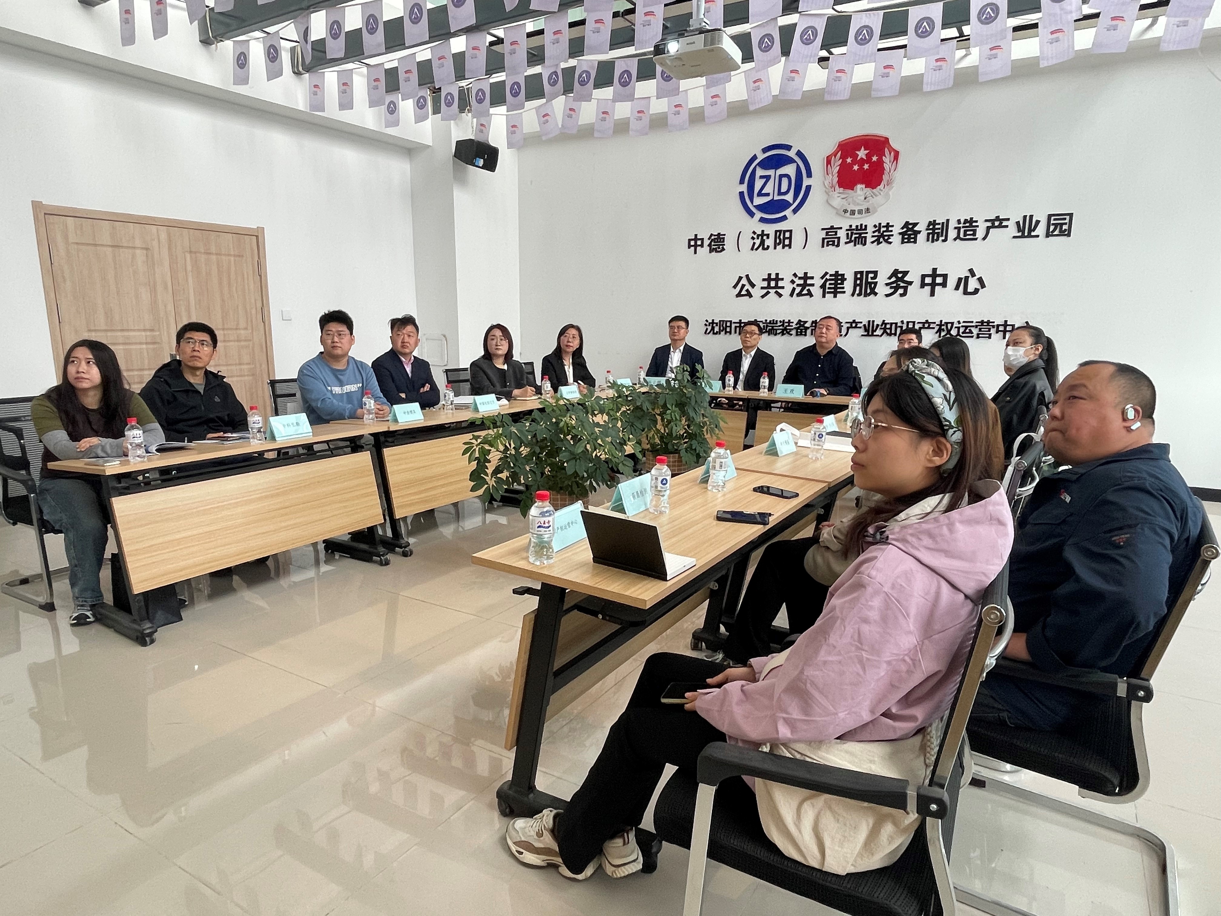 78f383578859853b30240038ab27a399